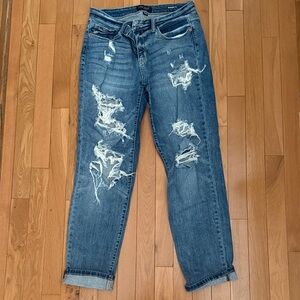 Judy Blue Distressed Mid Blue Cropped Jeans